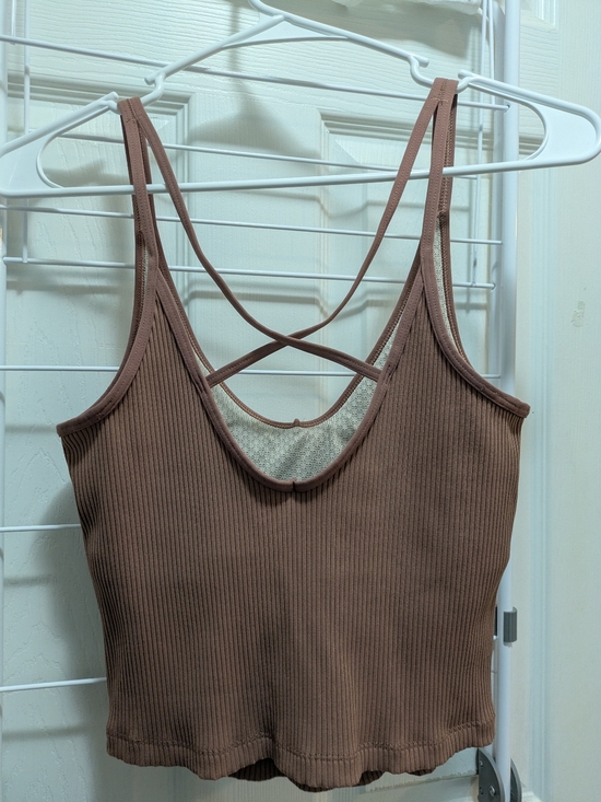 Vuori Ribbed Crops Tank - Picture 2 of 3